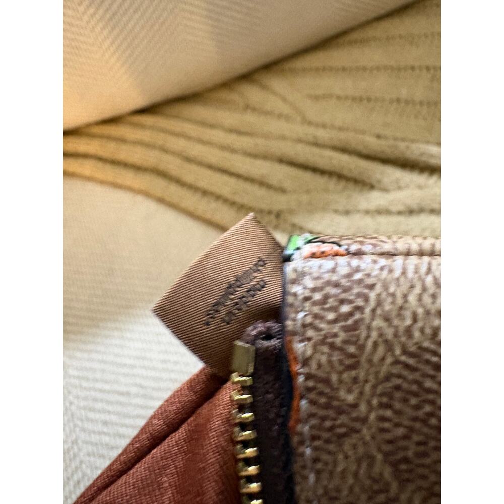 Coach Corner Zip Wristlet in Signature Canvas with Orange Print CBB82 - Picture 5 of 9